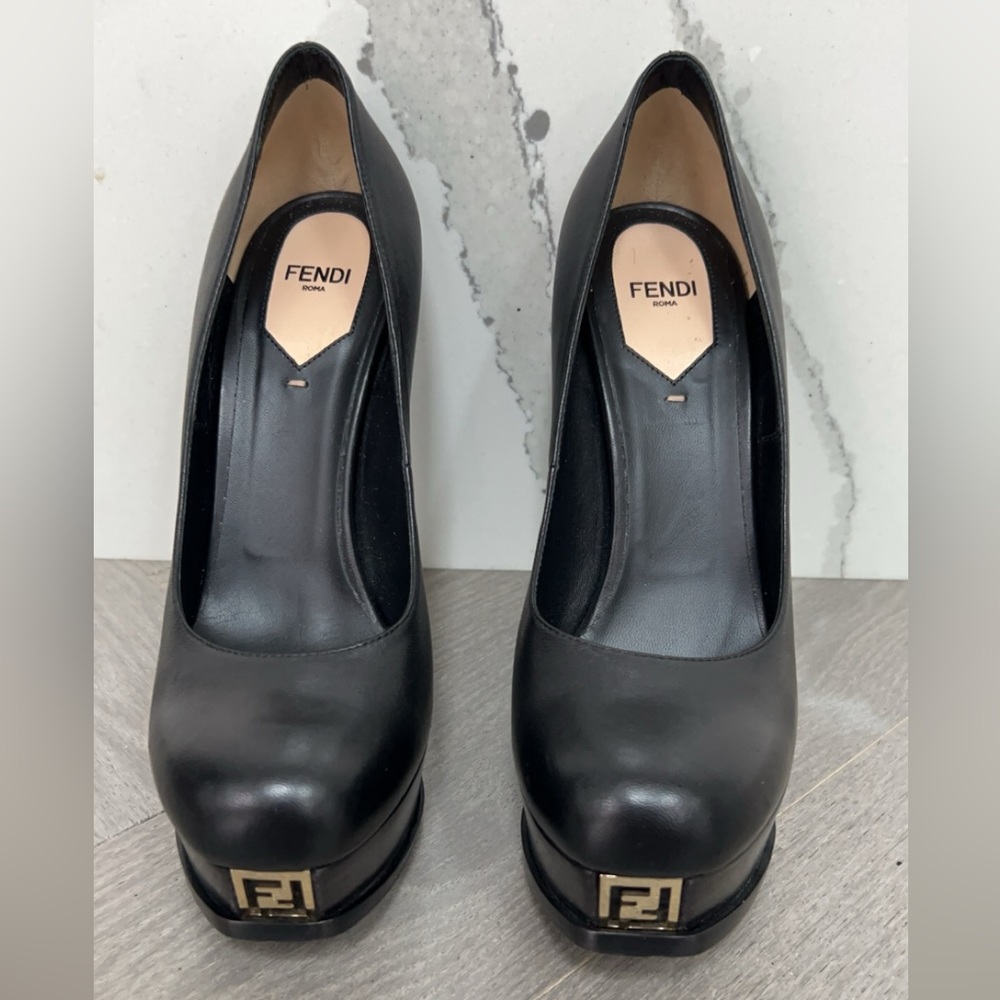 Authentic Fendi Black Platform Heels – Size US 8.5